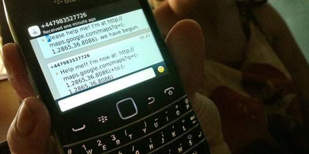 Mit dem «Panic Button» sollen gefährdete Personen einen Hilferuf abschicken können. © AI