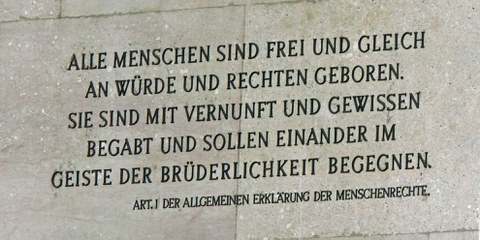 Eine unabhängige nationale Menschenrechtsinstitution kann sich dafür einsetzen, dass die Grundrechte in der Schweiz wirklich für alle gelten. © Ursularegina (CC-BY-SA-3.0 via Wikimedia Commons)