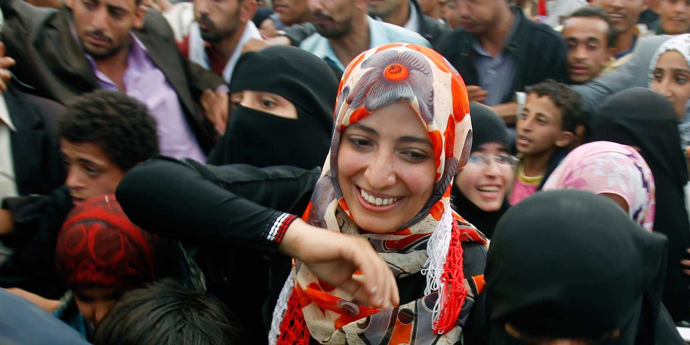 Erst kämpfte sie gegen die Diktatur, nun gegen den Krieg: Tawakkol Karman in der jeminitischen Hauptstadt Sanaa. © Reuters/Khaled Abdullah
