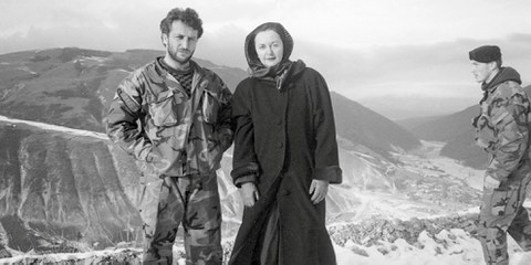 Irena Brezná in den kaukasischen Bergen. © Sainap Gaschajewa