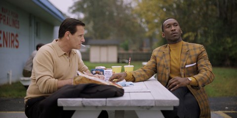 Seltene Pause: Fahrer Tony Lip (Viggo Mortensen) und Pianist Don Shirley (Mahershala Ali). © Ascot Elite