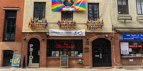 Hier nahm alles seinen Anfang: Das Stonewall Inn im Greenwich Village, Lower Manhattan, New York City. © shutterstock.com