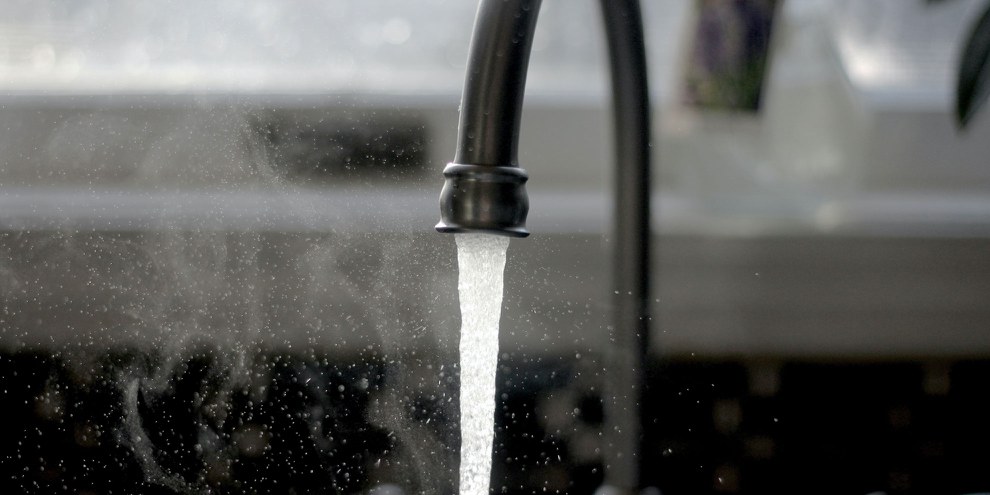 Zugang zu trinkbarem und ausreichendem Wasser ist ein Menschenrecht, das aber noch längst nicht für alle erfüllt ist . ©  Imani @spider_mani