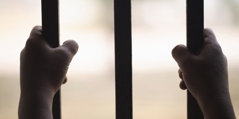 Zahlreiche Indigene kommen bereits als Kinder in Kontakt mit dem repressiven Justizsystem Australiens. © Tinnakorn Jorruan / Dreamstime