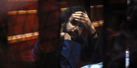 2021 wurde Alaa Abdel Fattah zu 5 Jahren Haft verurteilt, diesmal wegen «Verbreitung falscher Nachrichten». © ZUMAap3/imago