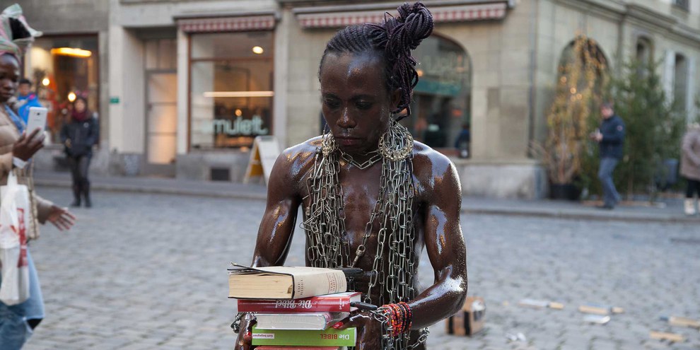 Einst predigte Va-Bene Fiatsi das Evangelium. Heute geht sie auf die Strassen, um für die Rechte von LGBTI*-Personen zu kämpfen, die von der Kirche in Ghana angegriffen werden. © Mulugeta, via rE-gen-er-at[e], Pro Helvetia