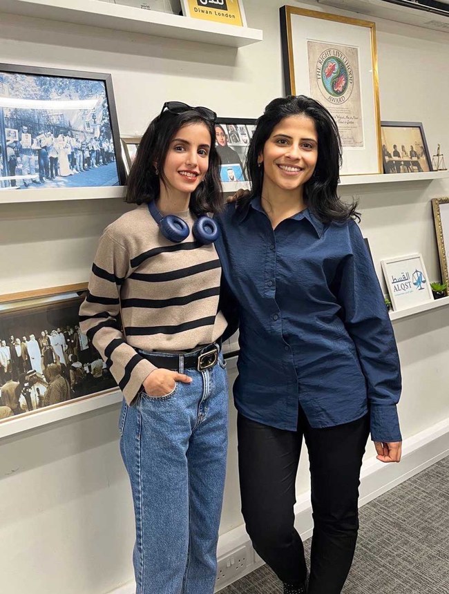Sie konnten Saudi-Arabien rechtzeitig verlassen: Lina al-Hathloul (rechts) mit Fouz al-Otaibi in London. © zVg