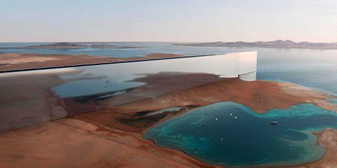 Die Mega-City The Line – hier im Modell – soll sich mit 170 Kilometern Länge und 500 Metern Höhe quer durch die saudische Wüste ziehen. © Balkis Press / ABACA / imago