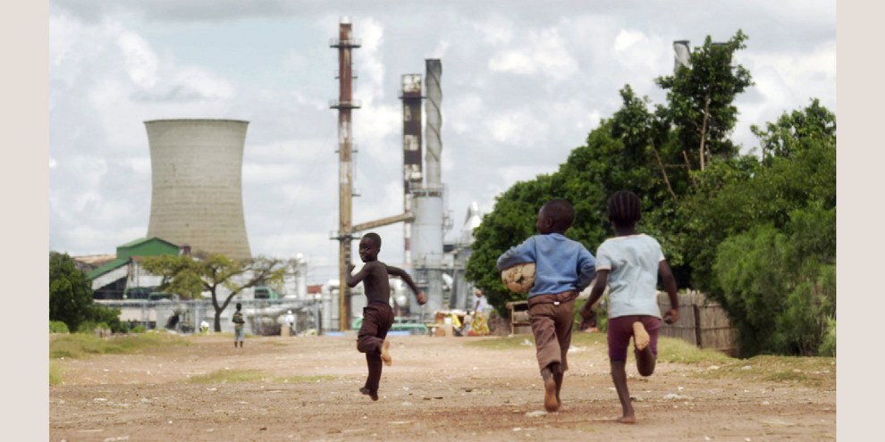 Trailer «Stealing Africa - Why Poverty?»