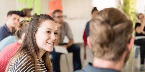 Menschenrechtsbildung
