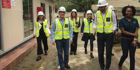 Ignazio Cassis lors de sa visite de la mine de Mopani © Twitter d'Ignazio Cassis