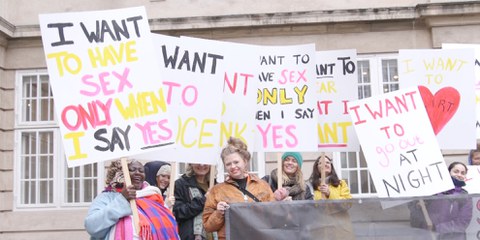 Que ce soit en Suisse ou ailleurs dans le monde (comme ici au Danemark), les violences sexuelles à l'encontre des femmes et des filles perdurent. © Ai