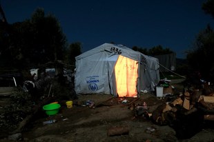 Moria ou la politique du pompier pyromane