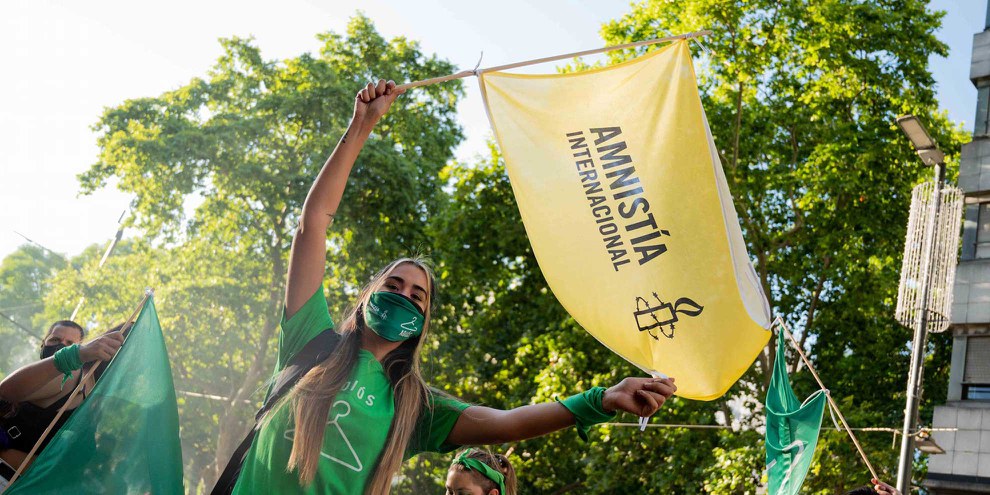 Action des membres et sympathisant·e·s d'Amnesty International Argentine pour exiger le droit à l'avortement, à Buenos Aires, en décembre 2020. © Tomás Ramírez Labrousse/Amnesty International