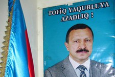 Tofig Yagublu, prisonnier d’opinion, a entamé une grève de la faim