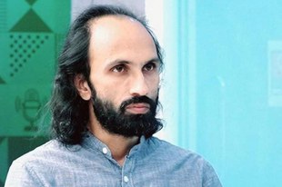 Un journaliste et poète visé par des accusations après son enlèvement