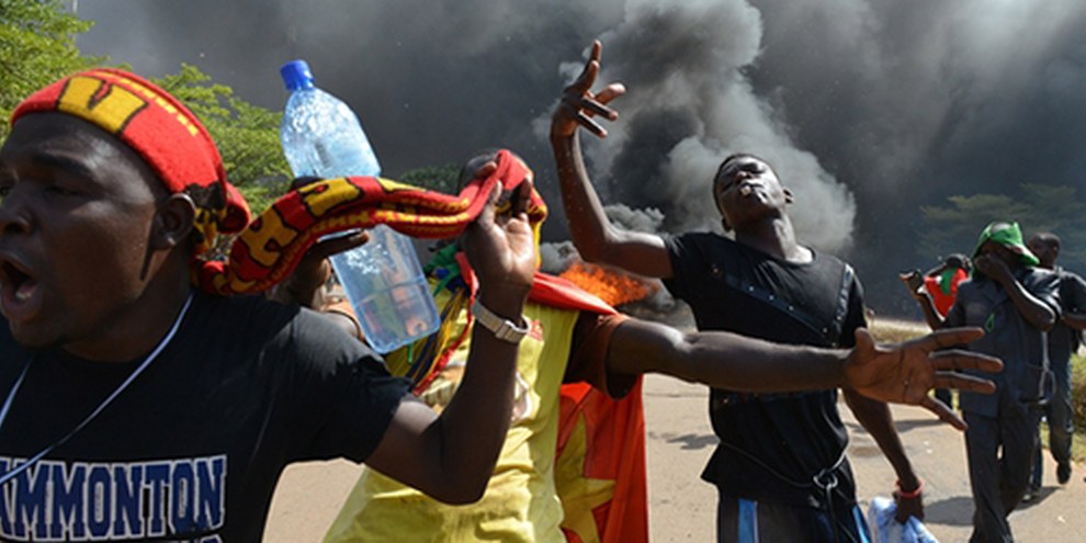 Au moins trois manifestants sont morts et des dizaines d'autres ont été blessés depuis le début des troubles. © AFP/Getty Images 