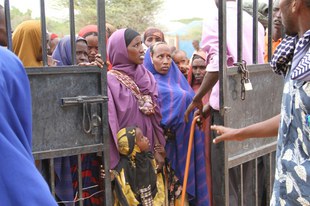 Les réfugiés contraints à retourner en Somalie ravagée par la guerre