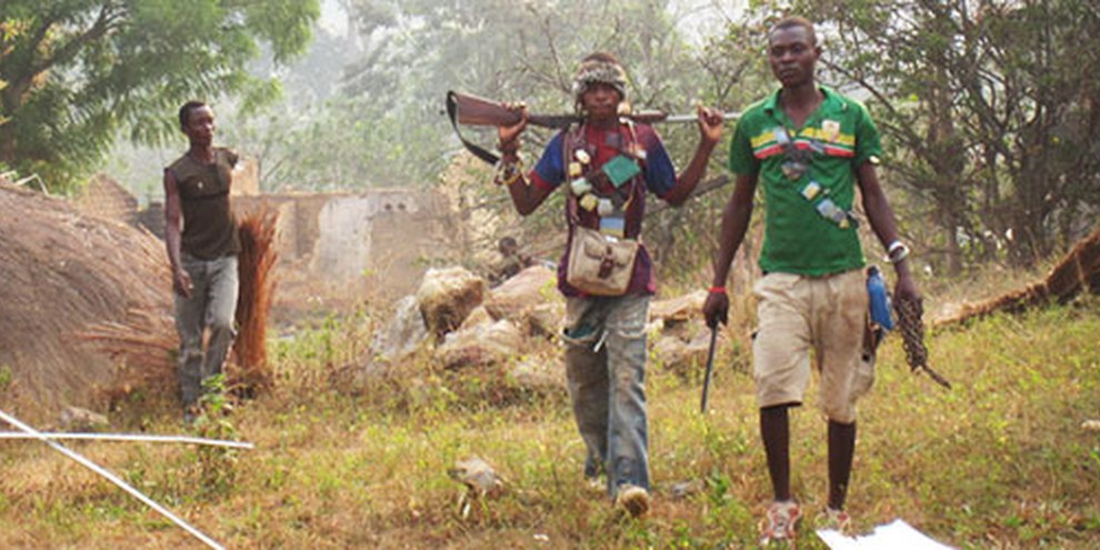 Au nord de Bangui, des membres de la milice anti-Balaka ont participé à des destructions de mosquées, entre autres. © Amnesty International 