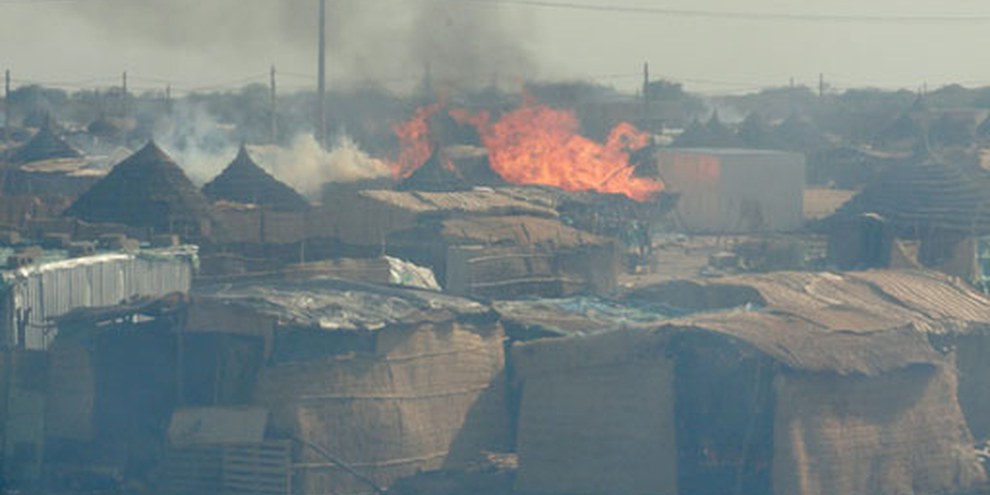Destruction de la ville d'Abyei durant les affrontements armés de mai 2011. © ENOUGH project 