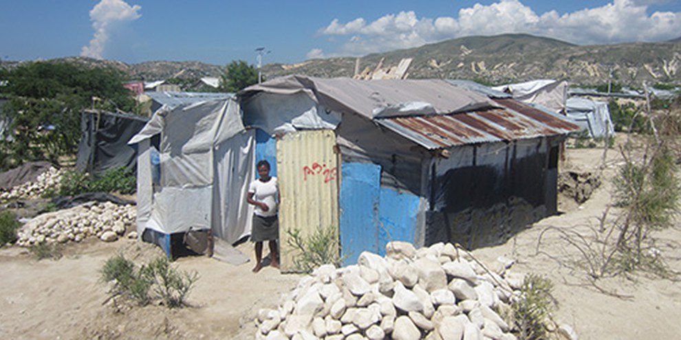 5 ans après le tremblement de terre, les autorités haïtiennes doivent faire du logement leur priorité. © Amnesty International