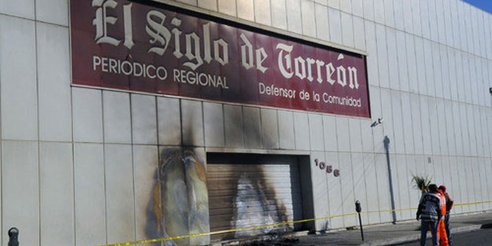 Un groupe armé a attaqué les bureaux du journal El Siglo de Torreón dans l'Etat de Coahuila, au nord du Mexique, en novembre 2011.  © El Siglo de Torreón