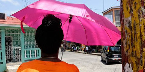 De nombreuses initiatives visent à compromettre la loi contre la violence à l'égard des femmes. © AI