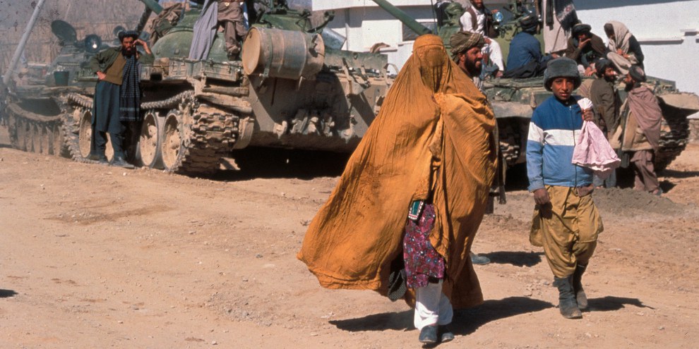 Les Talibans ont donné l'assaut sur Kunduz le 28 septembre 2015, ils ont pillé des locaux et subtilisé des équipements, notamment des véhicules d'organisations humanitaires. | © Steve Dupont