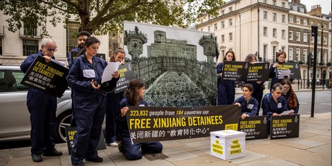 Les Ouïghours souffrent de détentions arbitraires systématiques ainsi que de tortures et de persécutions. © Amnesty International