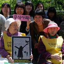 121129_comfort_women.jpg