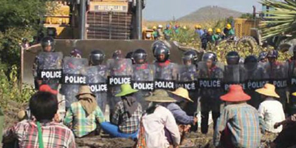 L'extraction de cuivre au Myanmar a entraîné de nombreuses expulsions forcées et une grave pollution, détruisant ainsi les moyens de subsistance de milliers de personnes. © Amnesty International