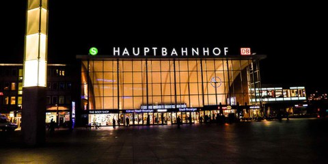Le 31 décembre, des groupes d’hommes ont commis une série d‘agressions sexuelles devant la gare principale de Cologne.© ConstiAB / CC