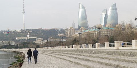 Le nombre élevé d'arrestations de défenseurs des droits humains en Azerbaïdjan illustre le caractère arbitraire de la justice du pays.  © Amnesty International