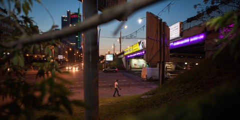 En Biélorussie, les autorités ont mis en place un système de surveillance qui va à l’encontre des normes internationales. Minsk, 20 juin 2016. © Max Sarychau