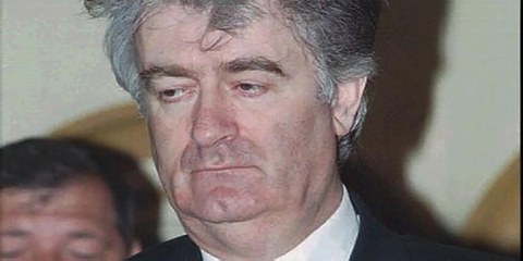 L’ancien dirigeant bosno-serbe Radovan Karadžić a été déclaré coupable de génocide pour le massacre de Srebrenica, lors duquel plus de 7 000 hommes et garçons bosniaques ont été tués. © APGraphicsBank