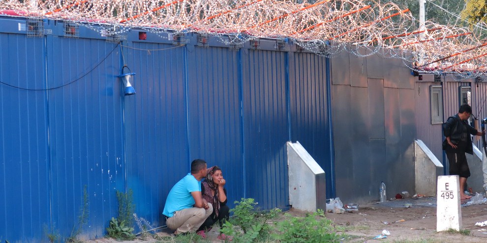 Un grand nombre des demandeurs d’asile qui parviennent à entrer sur le territoire hongrois sont renvoyés en Serbie ou sont placés illégalement dans des centres de détention. © Amnesty International