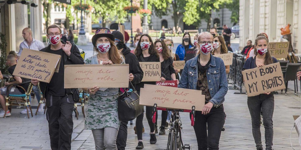 Manifestation à Bratislava, durant le printemps 2020. © monica.costariba / AI