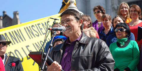 Rachid Mesli a dénoncé de nombreuses atteintes aux droits humains, en particulier la torture et les milliers de disparitions forcées dans les années 1990. | © Amnesty International