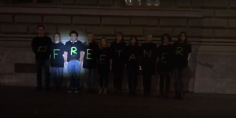 Dans le monde entier, plus d'un million de personnes se sont mobilisées pour demander la libération de Taner Kılıç et des autres défenseur·e·s des droits humains injustement accusé·e·s en Turquie. © Pierre-Yves Brunaud