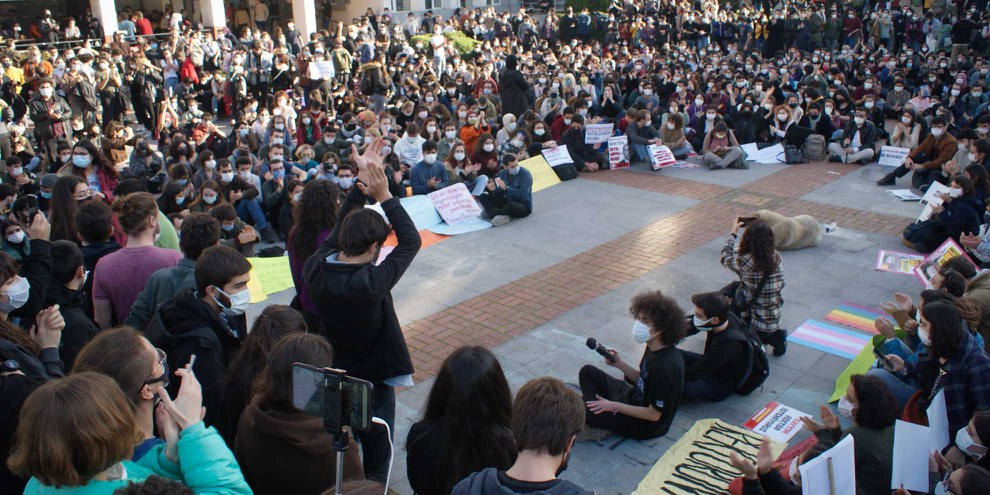 Manifestation à l'université du Bosphore (Boğaziçi) contre la nomination du nouveau recteur par le président Erdoğan. © Amnesty International