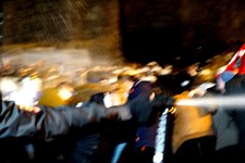 La répression des manifestations pacifiques doit cesser