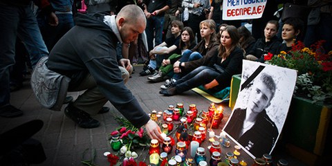 En mai 2010, l'étudiant Igor Indilo est décédé dans les locaux de la police à Kiev, suite à des actes de torture selon de nombreuses personnes. © Sergei Svetlitsky/Demotix 