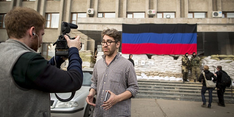 Dans la ville de Slavyansk, exercer le métier de journalistes s'avère désormais passablement risqué. © AFP/Getty Images 
