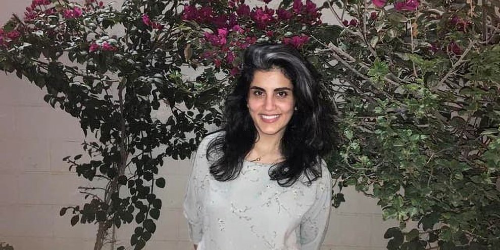 Loujain al-Hathloul au domicile familial après 1 001 jours passés en prison, Arabie saoudite, février 2021. © Private