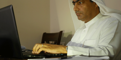 Ahmed Mansoor vient d'être récompensé par le prix Martin Ennals, pour son travail de défense des droits humains aux Émirats arabes unis. © Martin Ennals Foundation.