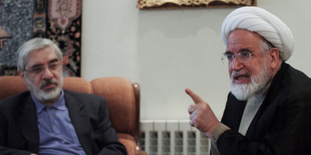 Les dirigeants de l’opposition Mir Hossein Mousavi et Mehdi Karroubi sont placés de facto en résidence surveillée depuis février 2011. © REUTERS
