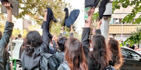 En vertu de la nouvelle loi, retirer son foulard pour laisser apparaître sa tête est passible de lourdes amendes, de prison voire d'autres sanctions sévères pouvant aller jusqu'à la peine de mort. © Droits réservés