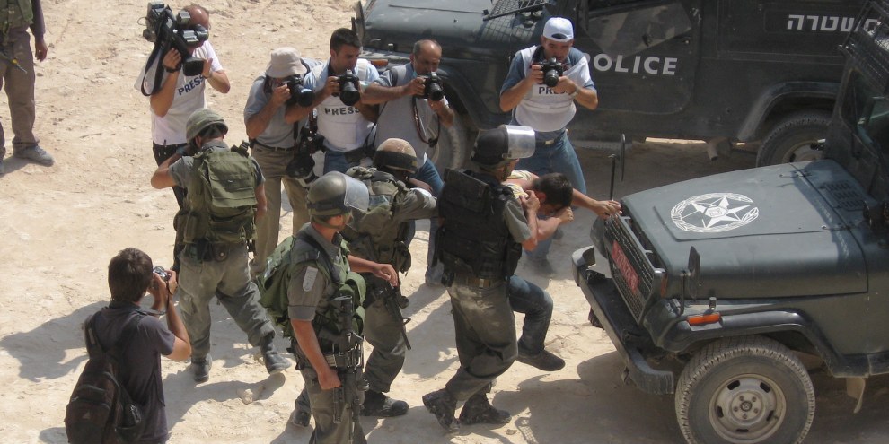 Israël doit annuler l’ordre de détention deMuhammed al Qiq et le libérer, à moins qu’il ne soit inculpé d’une infraction pénale dûment reconnue © Amnesty International, Andrea Bodekull