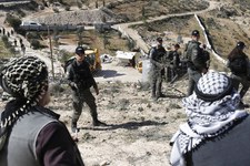Menaces de transferts forcés en Cisjordanie occupée
