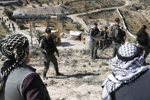 Menaces de transferts forcés en Cisjordanie occupée